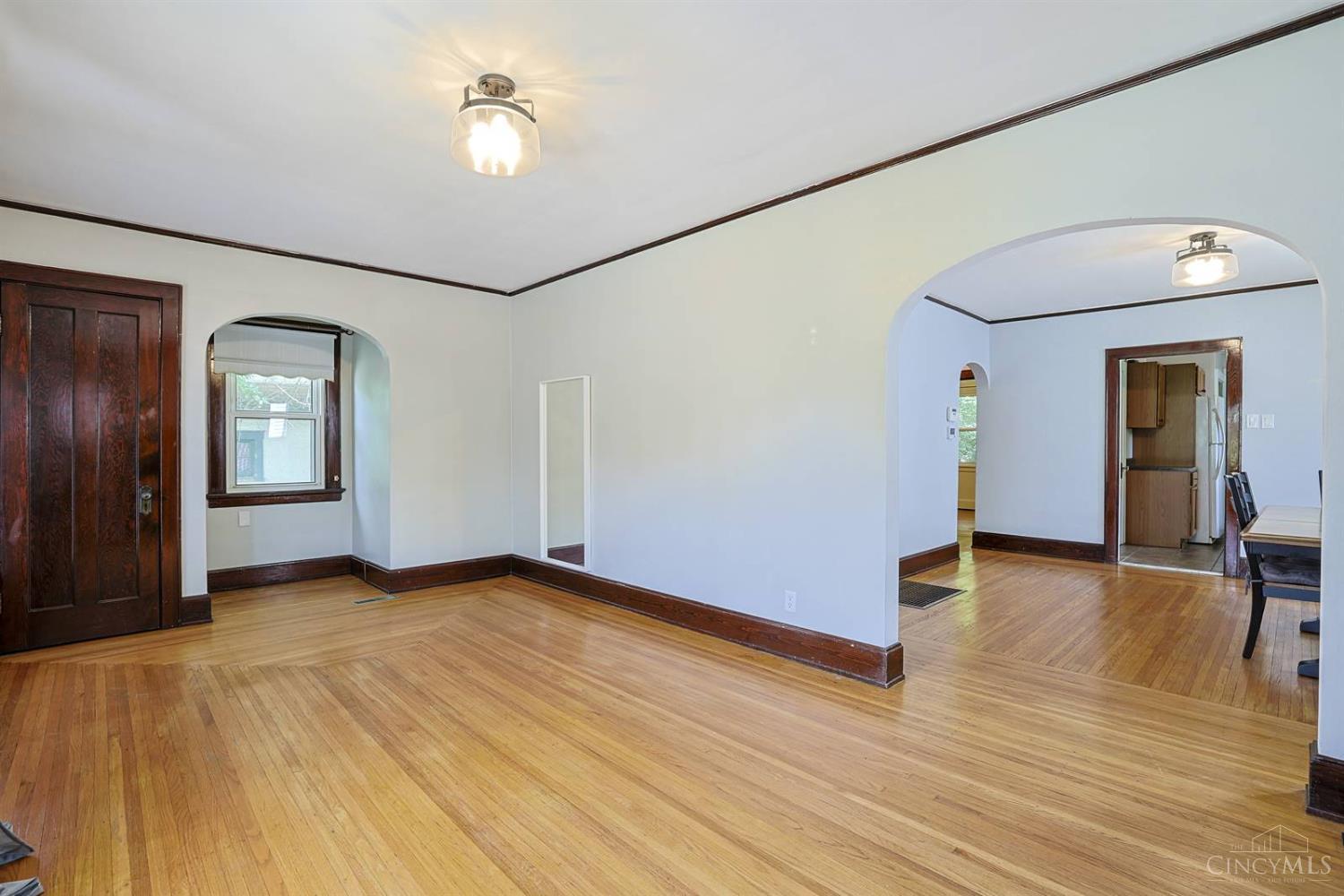 5719 Lester Road Cincinnati, OH 45213 - Photo 9 of 29