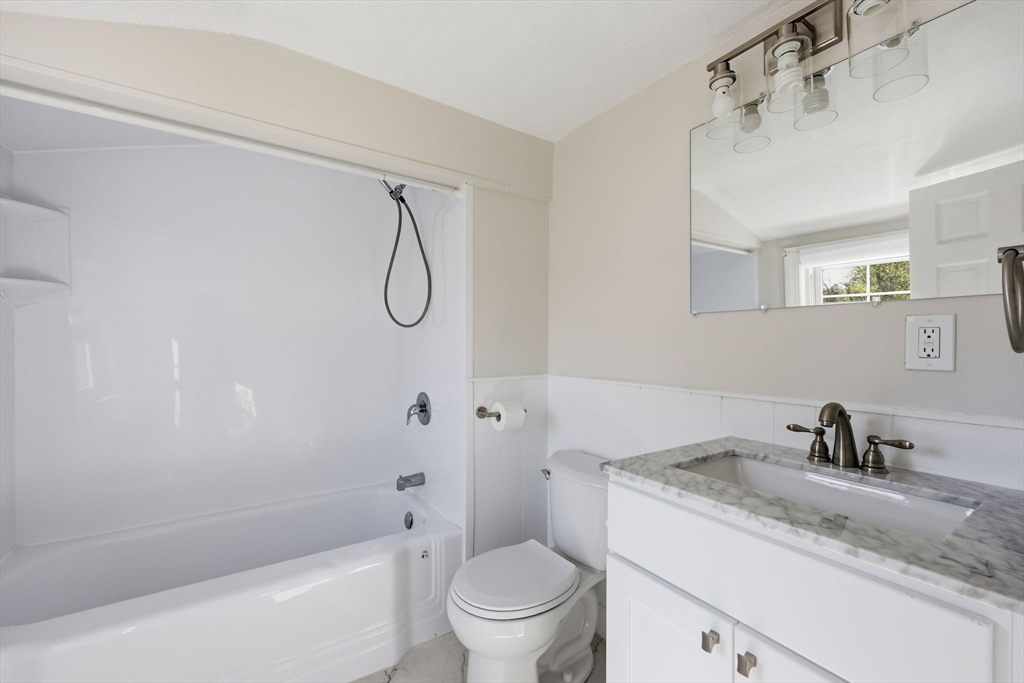 83 Ellsworth Avenue Springfield, MA 01118 - Photo 30 of 40 Gallery Image 30