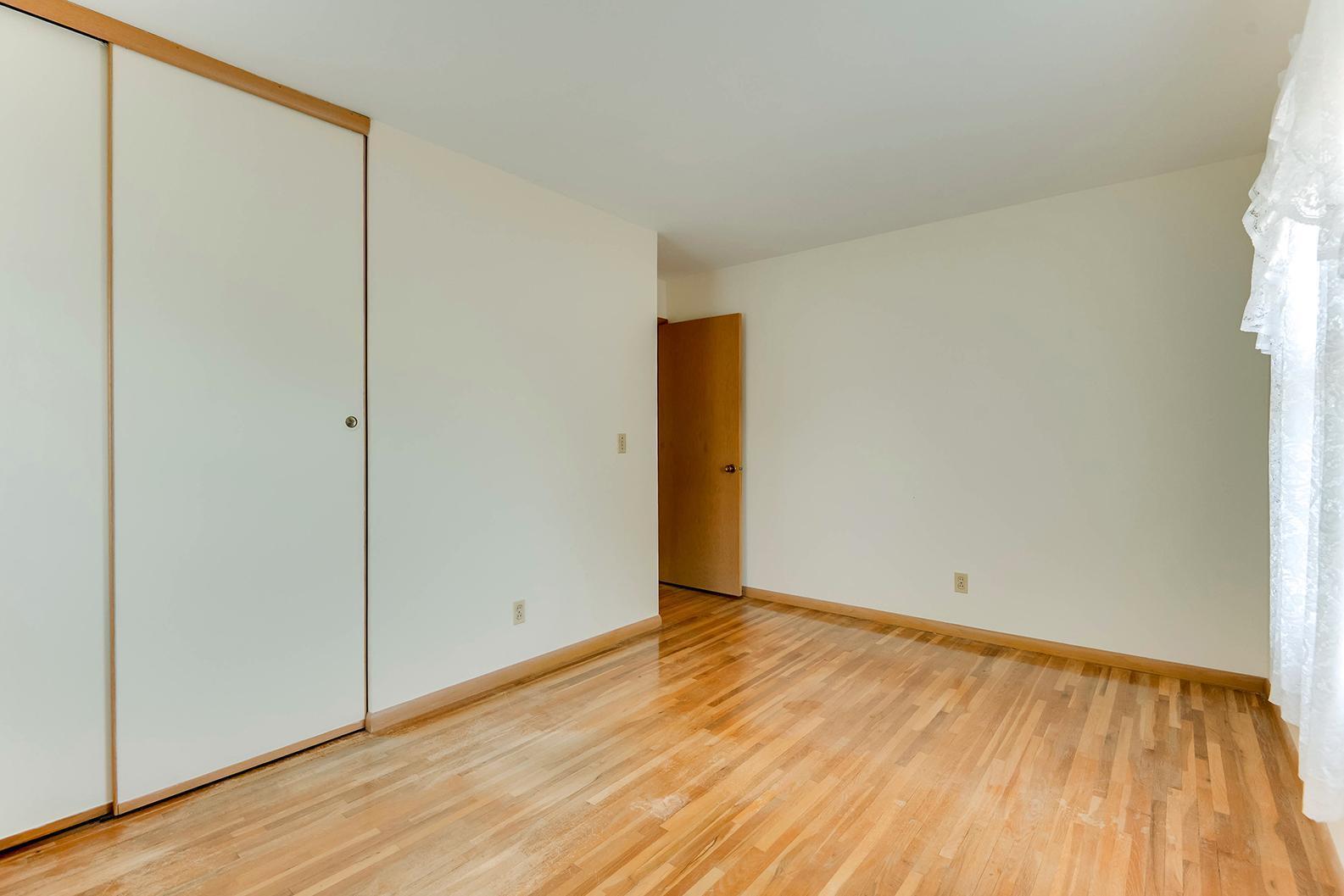 5324 Altura Road Northeast Fridley, MN 55421 - Photo 14 of 28 Gallery Image 14