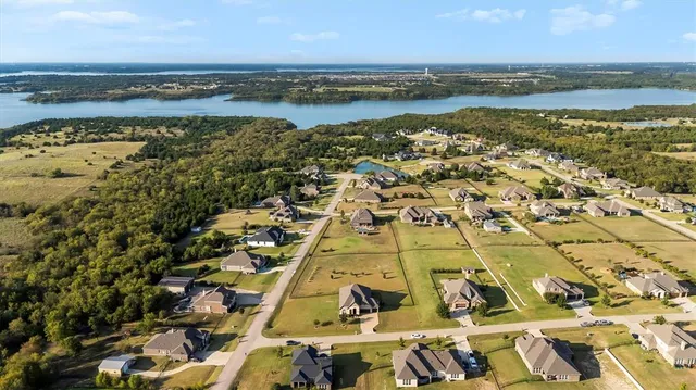 $595,000 | 3930 Clearwater Lane, Nevada, TX 75173