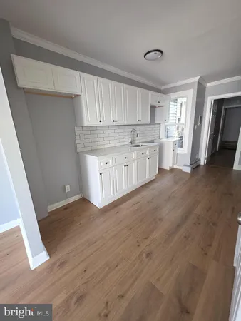 $1,500 | 626 Eisenbrown Street, Reading, PA 19601