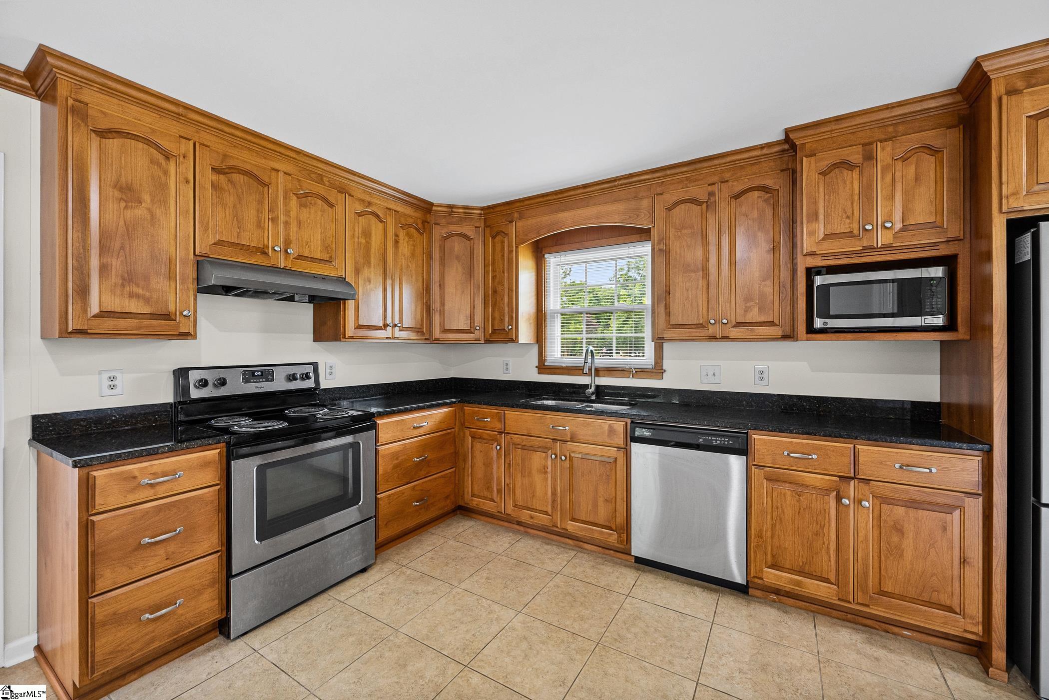 107 Lemon Tree Trail Laurens, SC 29360 - Photo 12 of 42