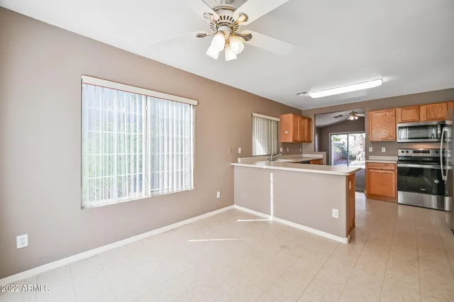 $1,995 | 858 East Monterey Street, Chandler, AZ 85225