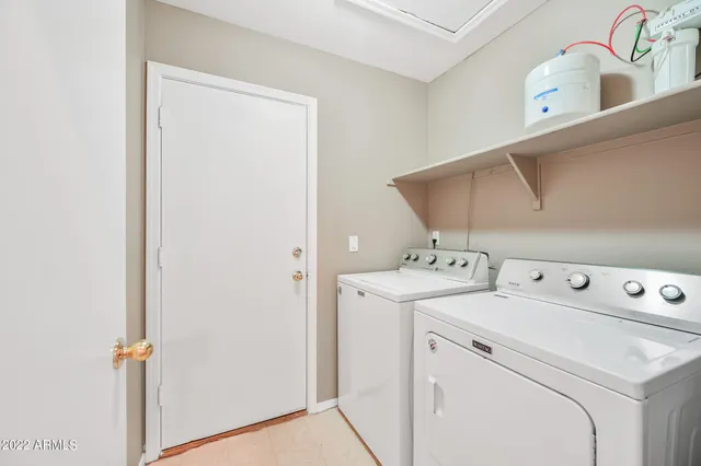 $1,995 | 858 East Monterey Street, Chandler, AZ 85225