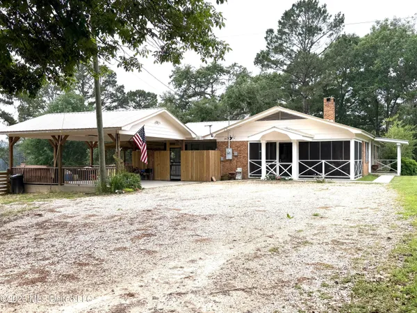 $229,000 | 27942 57th Highway, Leakesville, MS 39451
