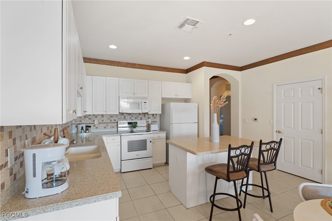 14981 Reflection Key Circle, Unit 335 Fort Myers, FL 33907 - Photo 13 of 42