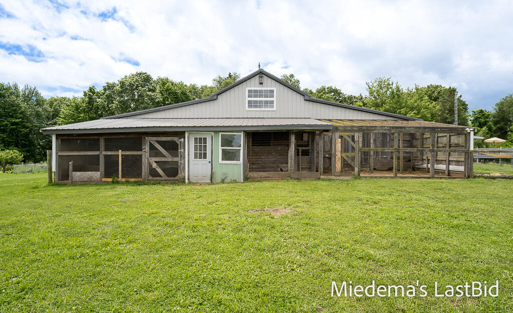 12915 Cassidy Road Bellevue, MI 49021 - Photo 8 of 128 12915CassidyRd-9LoRes