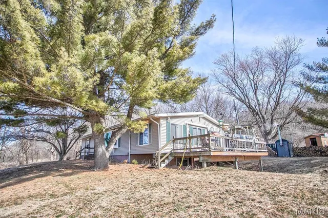 $349,000 | 14912 Highway 96, Nebo, IL 62355