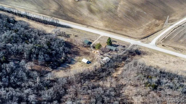 $349,000 | 14912 Highway 96, Nebo, IL 62355