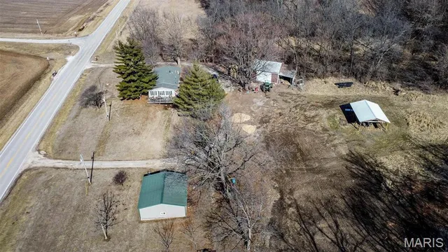 $349,000 | 14912 Highway 96, Nebo, IL 62355