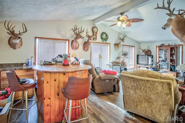 $349,000 | 14912 Highway 96, Nebo, IL 62355