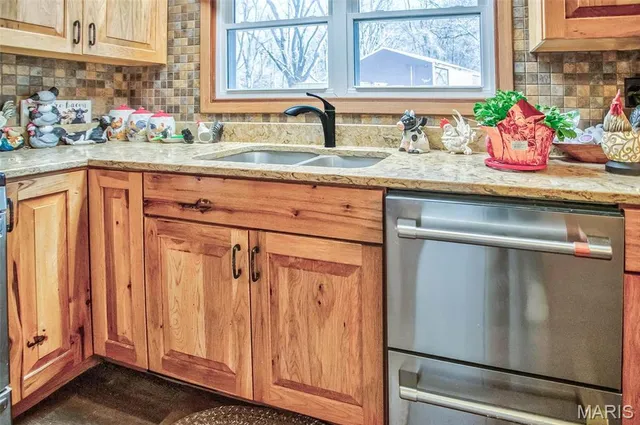 $349,000 | 14912 Highway 96, Nebo, IL 62355