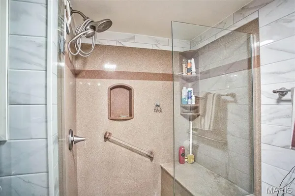 $340,000 | 14912 Highway 96, Nebo, IL 62355