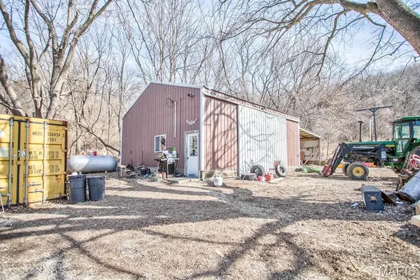 $340,000 | 14912 Highway 96, Nebo, IL 62355