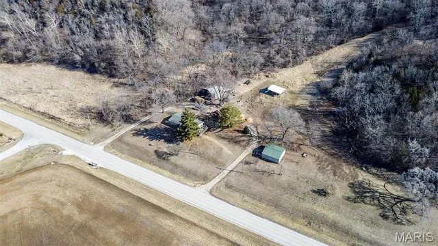 $349,000 | 14912 Highway 96, Nebo, IL 62355