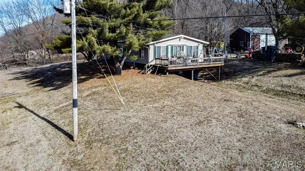 $340,000 | 14912 Highway 96, Nebo, IL 62355