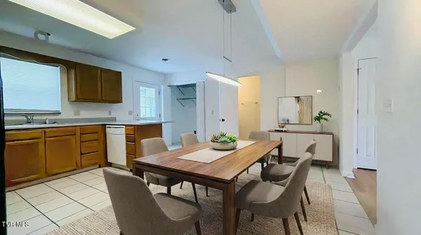 $1,425 | 23 Lexington Court, Unit 23, Johnson City, TN 37615