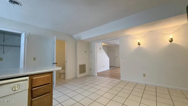 $1,600 | 23 Lexington Court, Unit 23, Johnson City, TN 37615