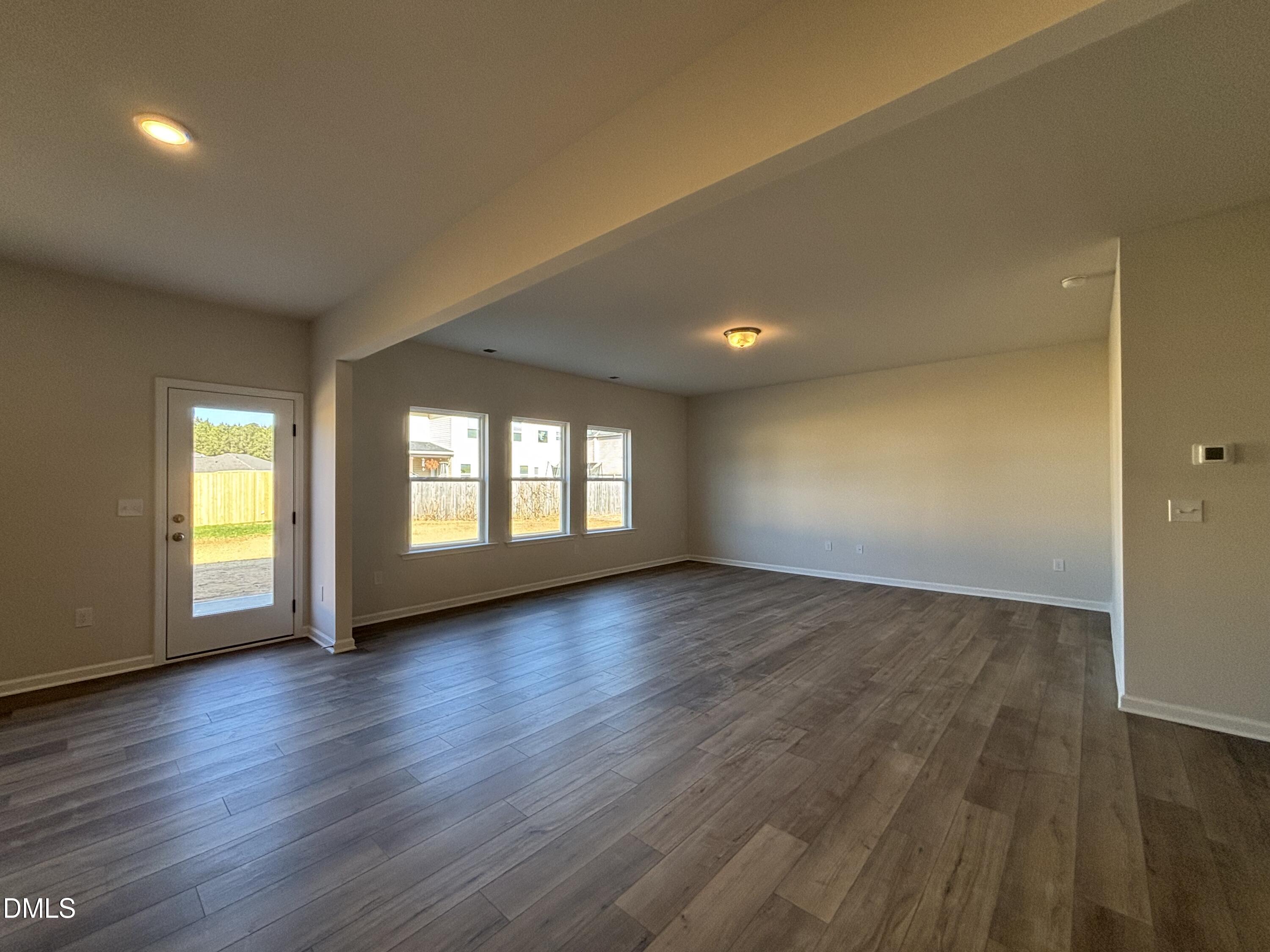 1611 Eagle Hl Road Fayetteville, NC 28312 - Photo 4 of 25 Family Room