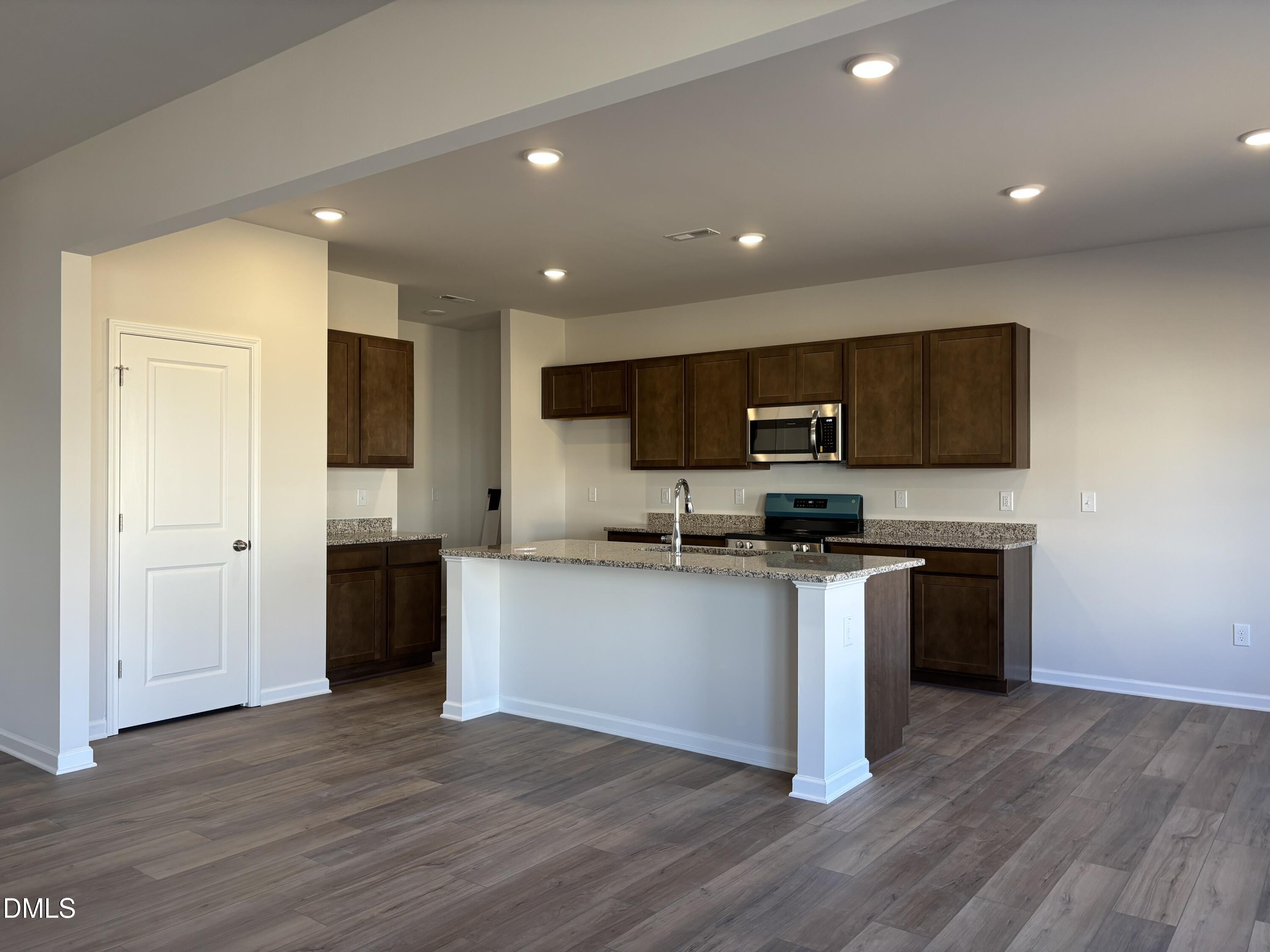 1611 Eagle Hl Road Fayetteville, NC 28312 - Photo 5 of 25 Chef's Kitchen