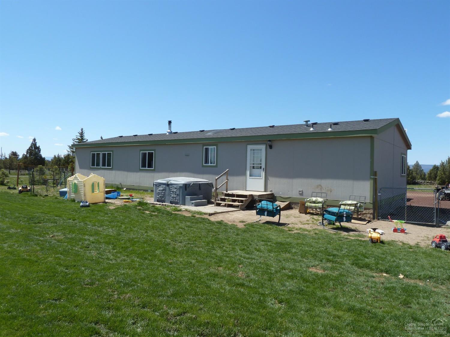 7356 Southwest Onyx Road Terrebonne, OR 97760 - Photo 2 of 25 Additional Photo