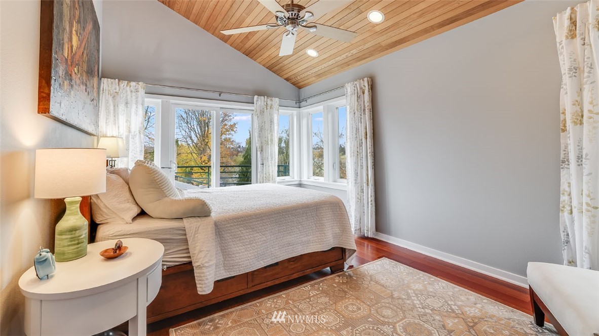 6400 East Green Lake Way North Seattle, WA 98103 - Photo 16 of 31 Gallery Image 16