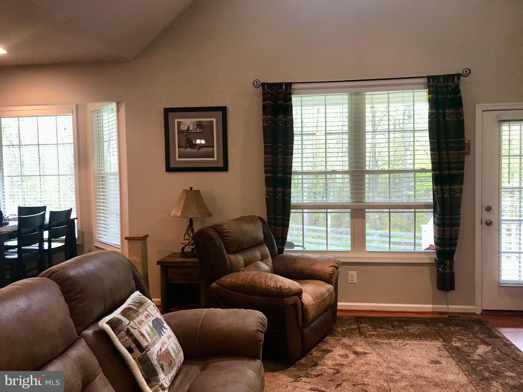 7167 Dudie Road Marshall, VA 20115 - Photo 20 of 93 Family Room/Living Room.