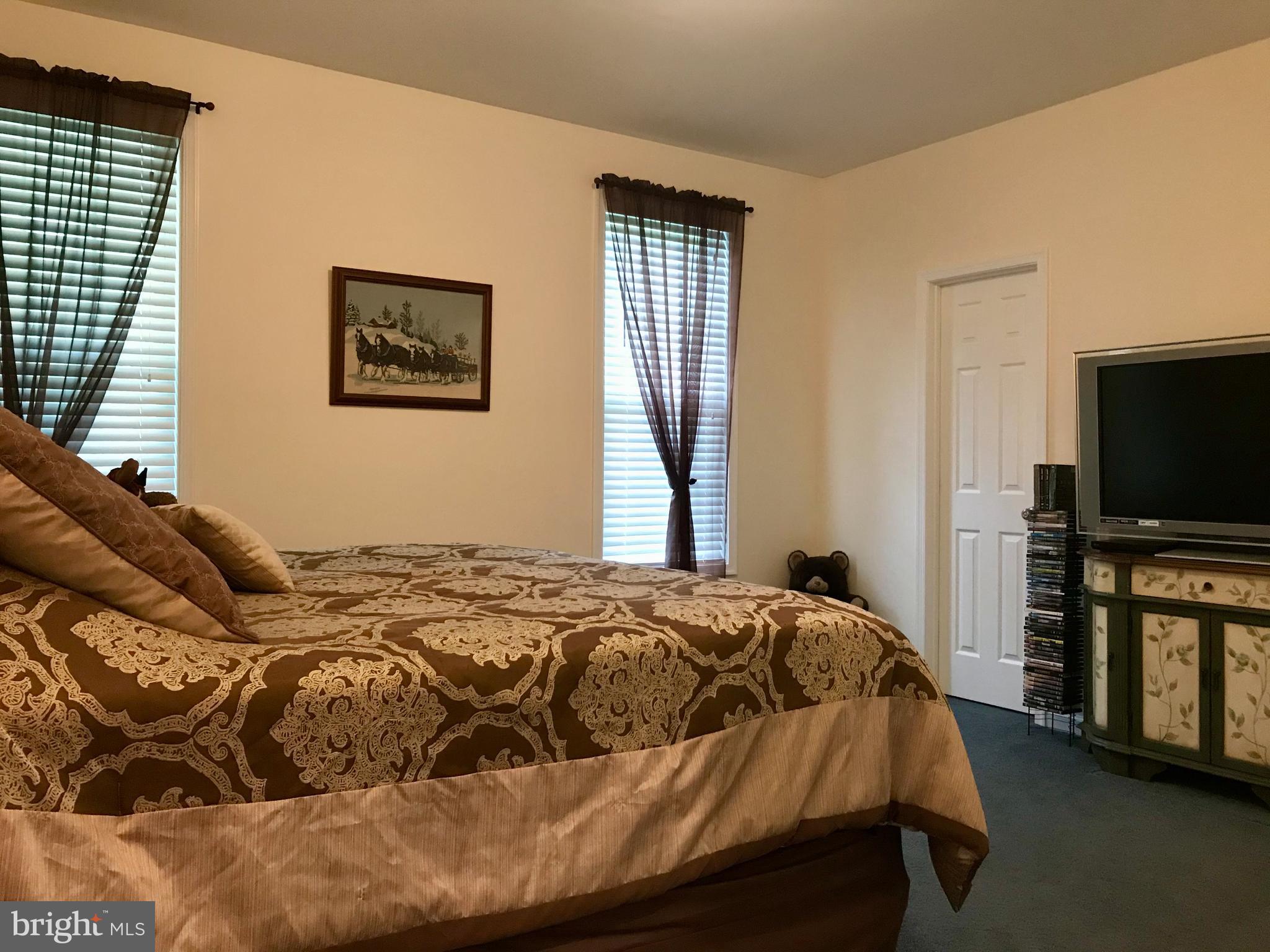 7167 Dudie Road Marshall, VA 20115 - Photo 53 of 93 BR#2 is a 2nd Main Bedroom with Walk-In Closet.