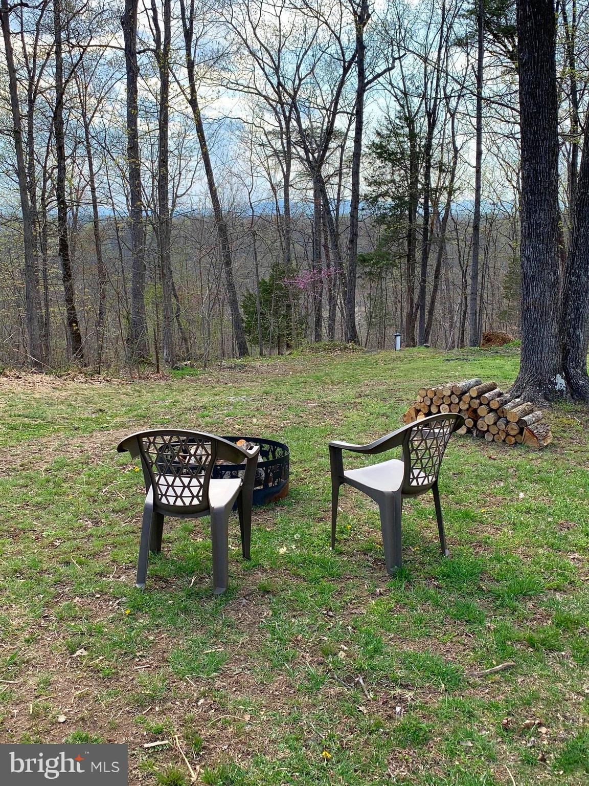 7167 Dudie Road Marshall, VA 20115 - Photo 7 of 93 Fire Pit area to take in seasonal mountain views.