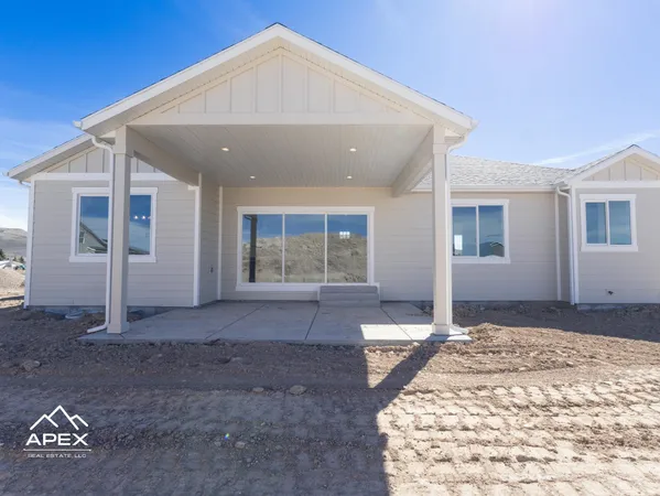$525,000 | 320 Ottley Drive, Evanston, WY 82930