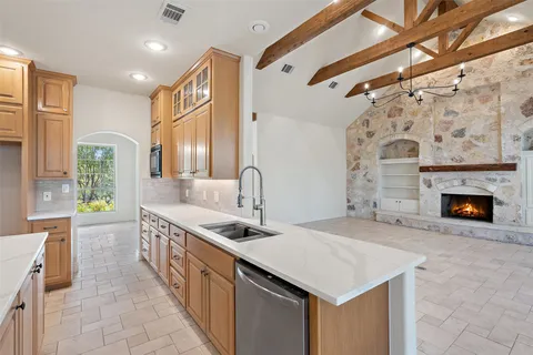 $899,000 | 1881 County Road 414, Spicewood, TX 78669