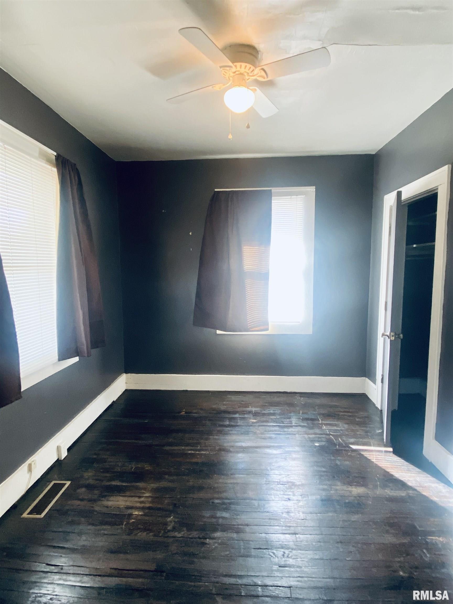 1813 South 11th Street Springfield, IL 62703 - Photo 5 of 13
