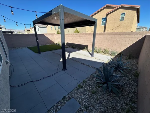 $2,775 | 7526 Pink Mimosa Avenue, Las Vegas, NV 89113