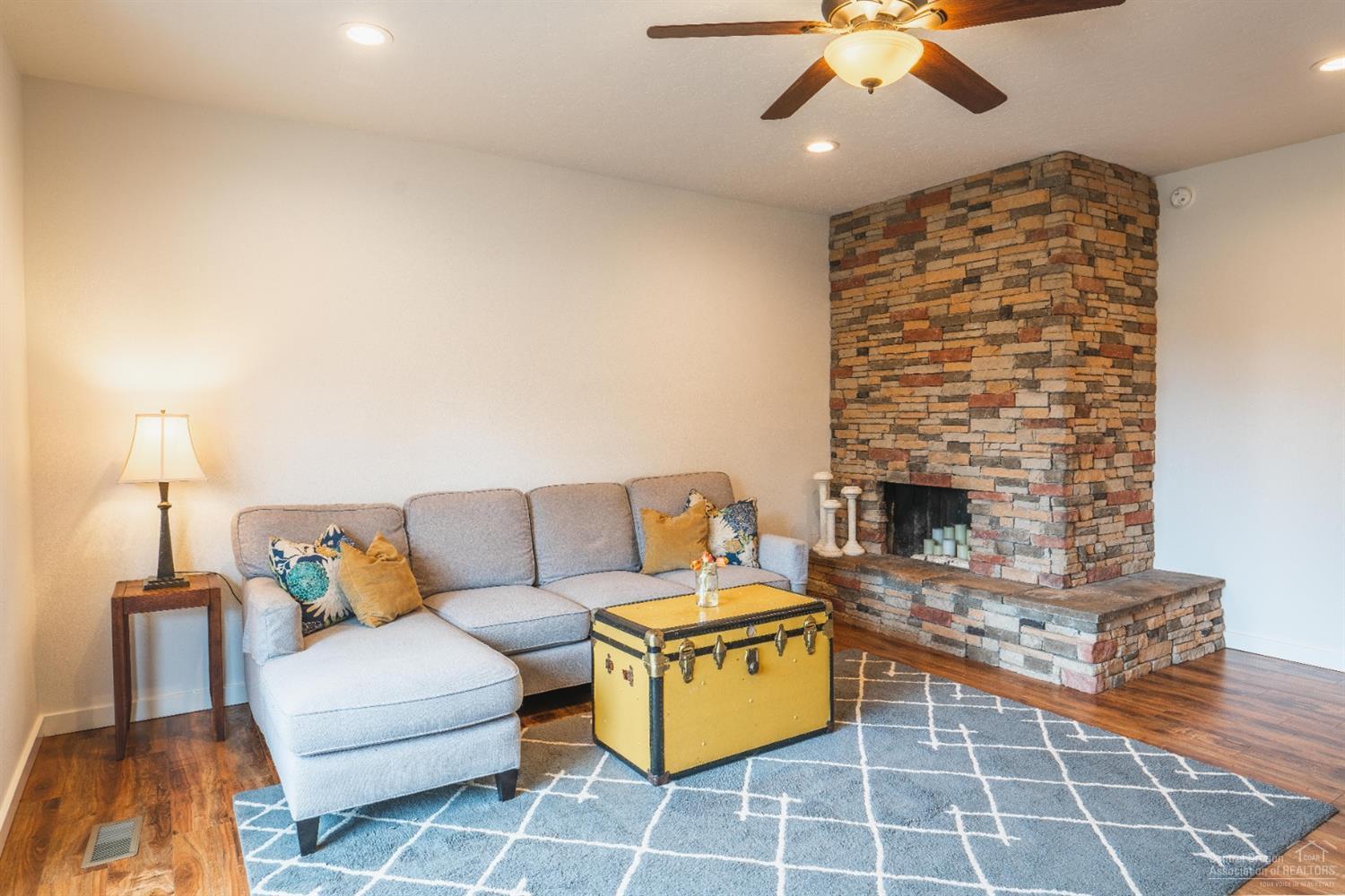 63265 Boyd Acres Road Bend, OR 97701 - Photo 5 of 25 Additional Photo
