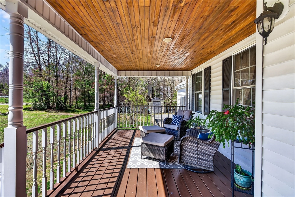 58 Laurel View Road Templeton, MA 01468 - Photo 4 of 30
