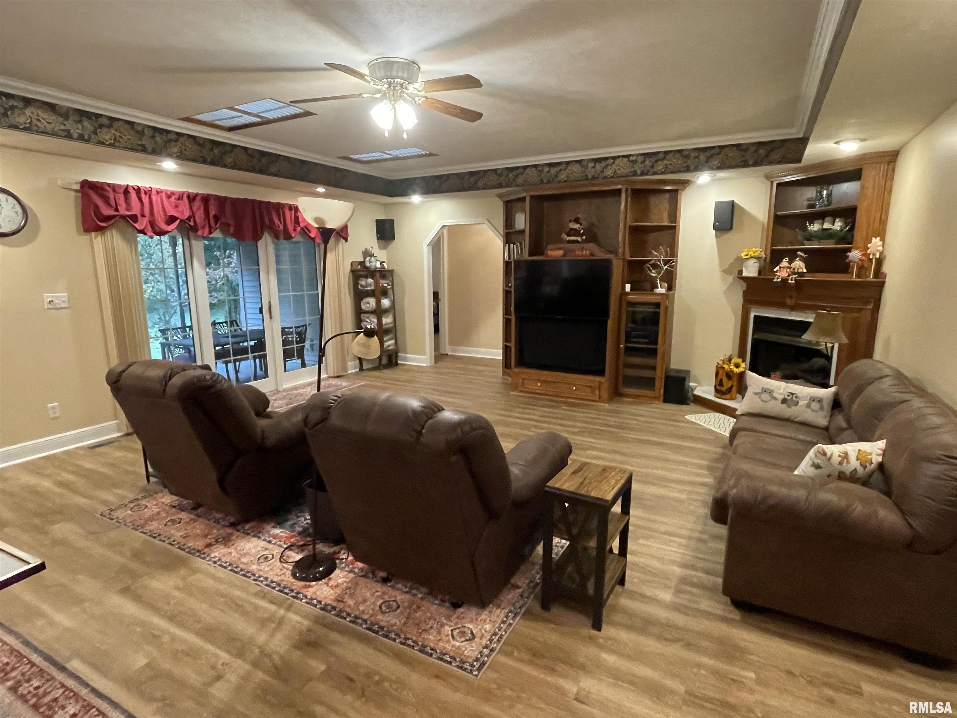1702 Reveille Road Marion, IL 62959 - Photo 15 of 34 Gallery Image 15