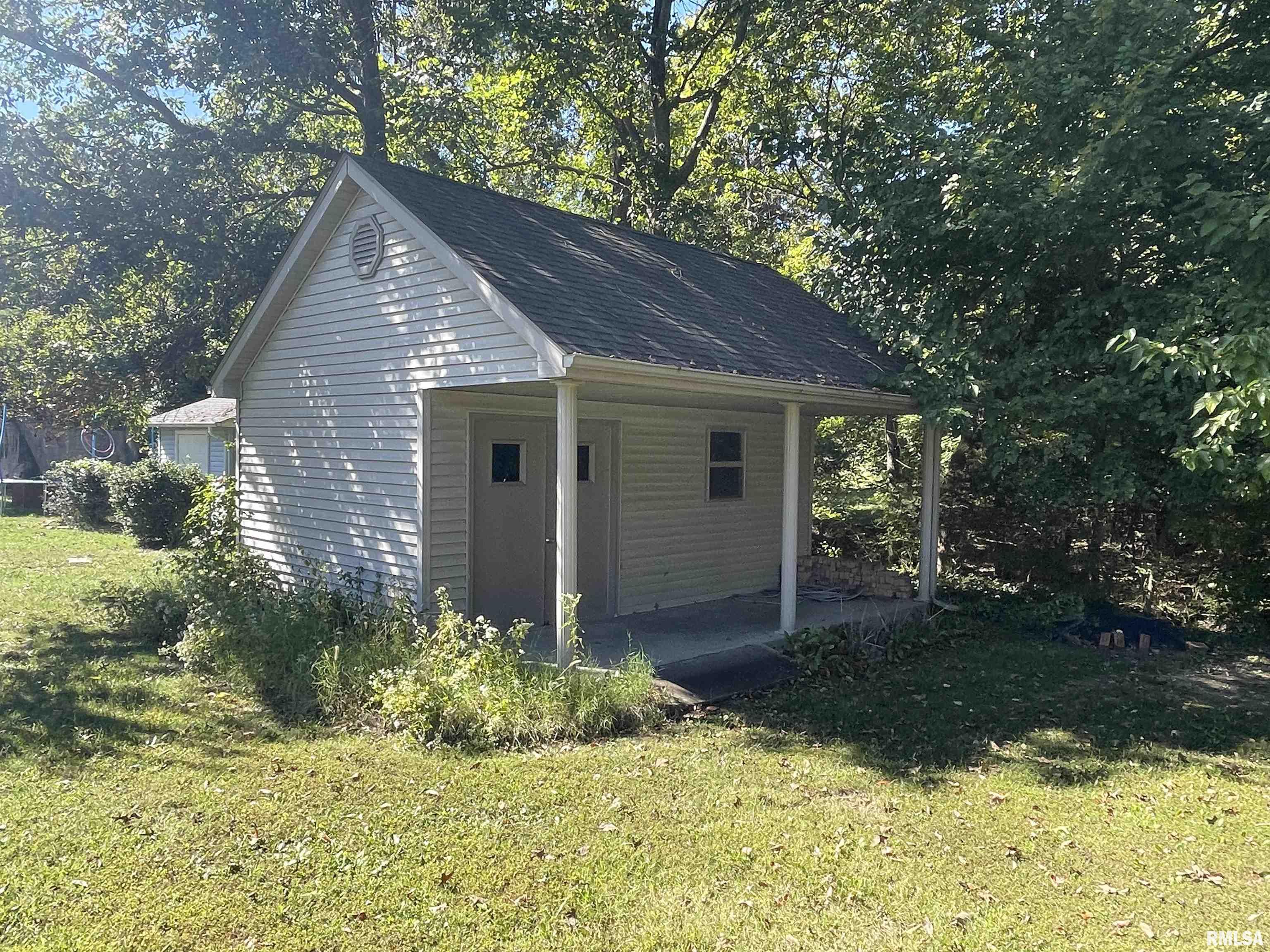 1702 Reveille Road Marion, IL 62959 - Photo 10 of 34 Gallery Image 10