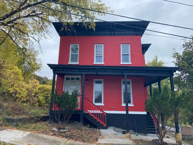 $1,500 | 13 Kimball Street, Amsterdam, NY 12010