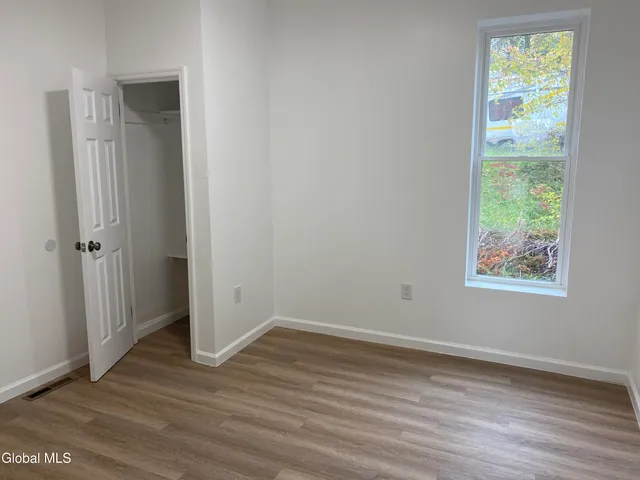 $1,500 | 13 Kimball Street, Amsterdam, NY 12010