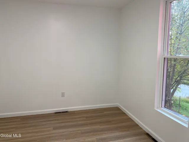 $1,500 | 13 Kimball Street, Amsterdam, NY 12010