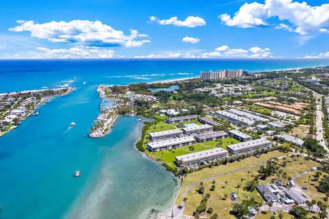 $3,595,000 | 8150 Southeast Grassy Hollow Trail, Jupiter, FL 33458
