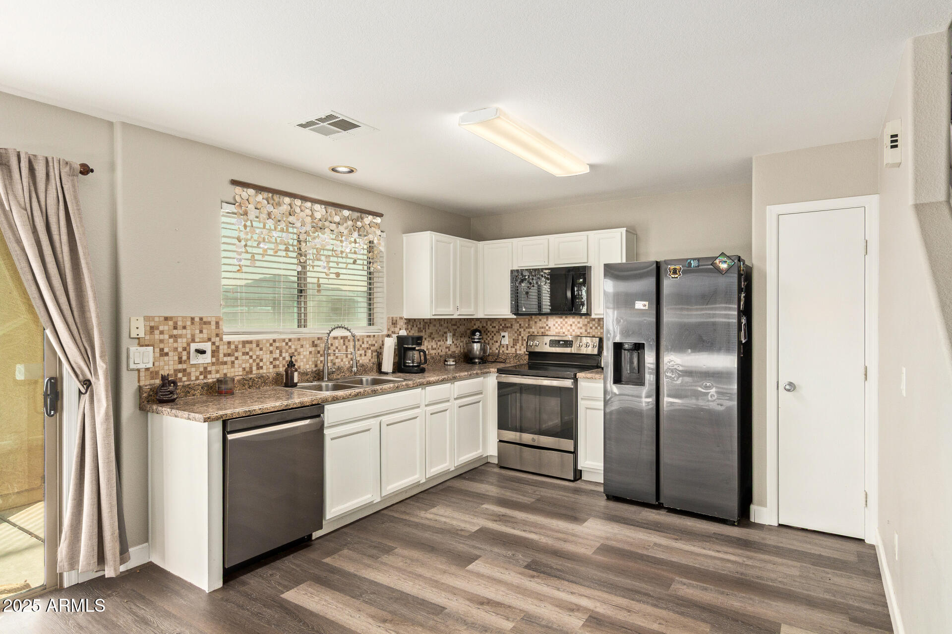 6307 West Beverly Road Laveen, AZ 85339 - Photo 9 of 21 09 - Beverly