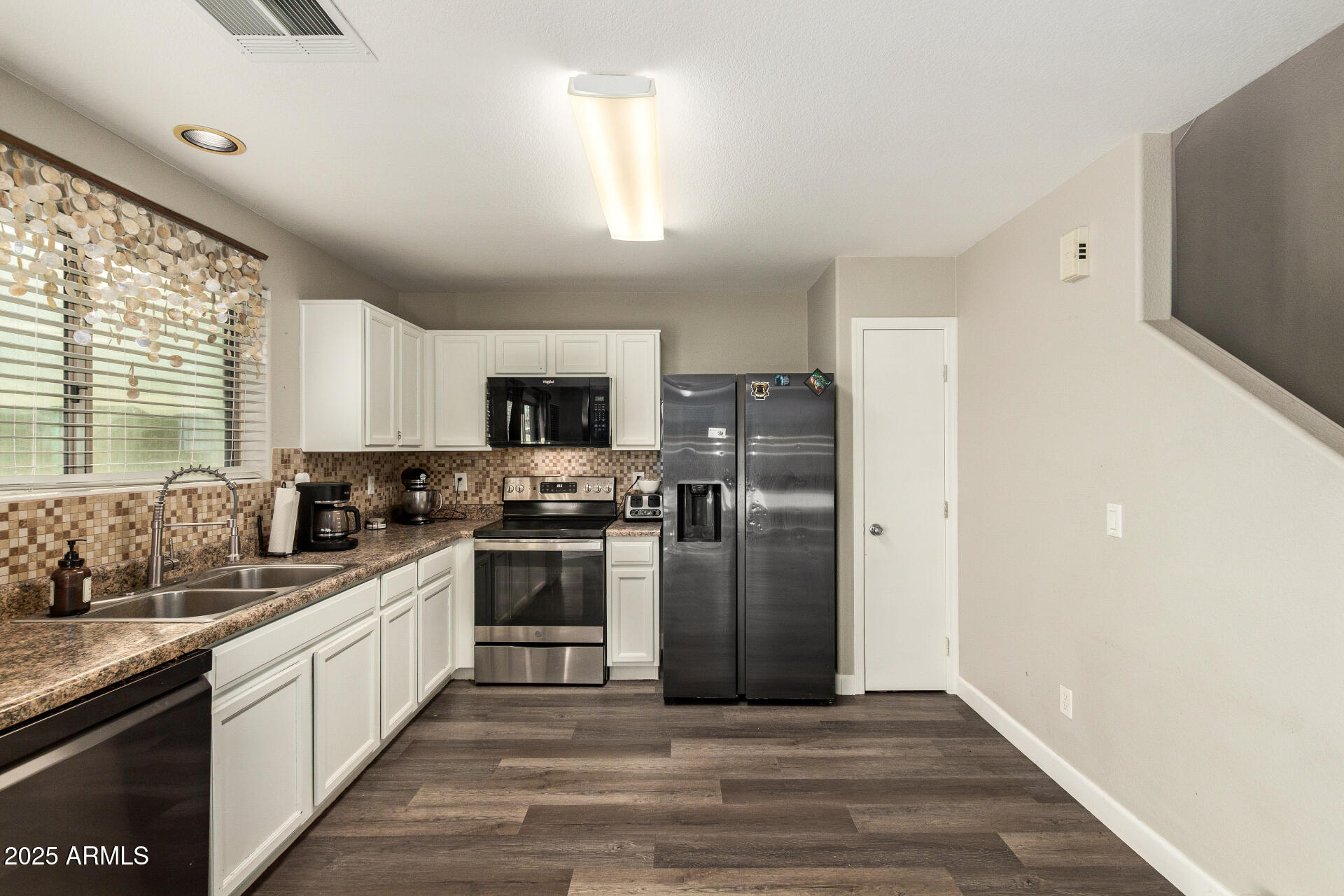 6307 West Beverly Road Laveen, AZ 85339 - Photo 10 of 21 10 - Beverly