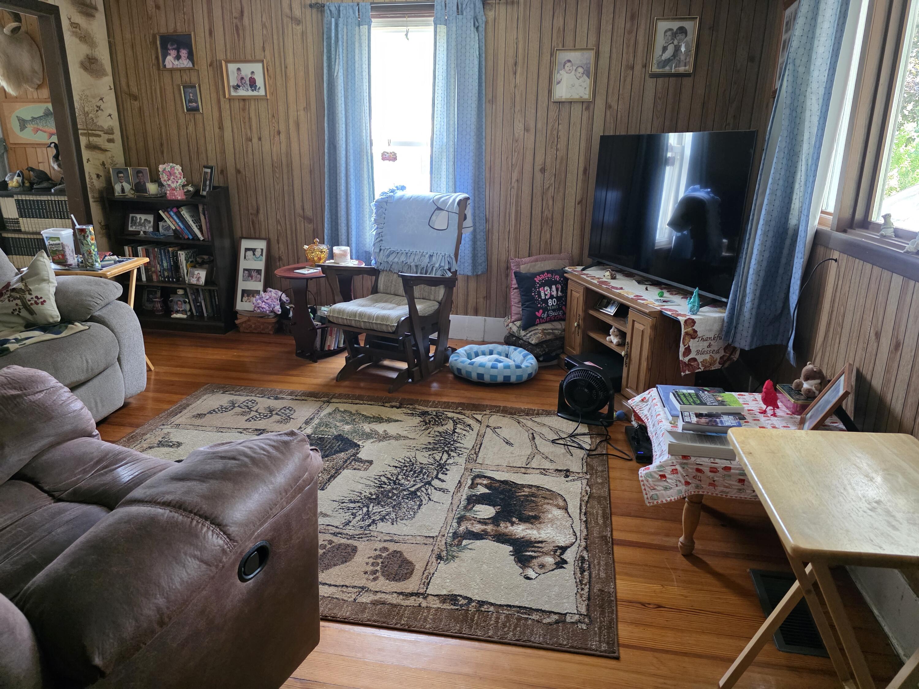 28 North Guilford Road Monson, ME 04464 - Photo 3 of 11 11545