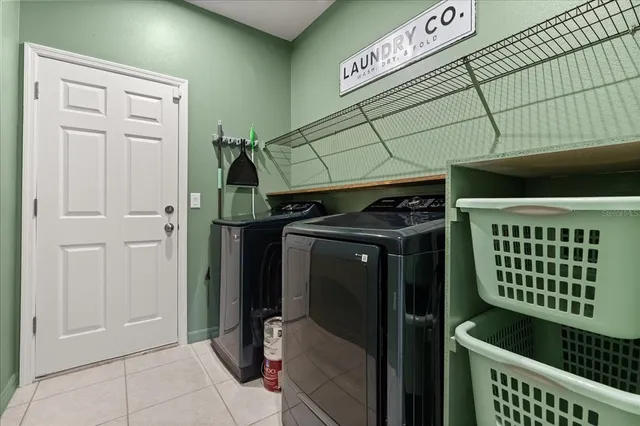 a view of a storage & utility room