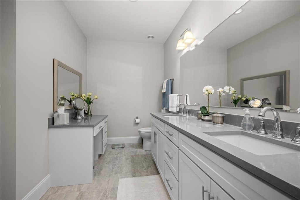 32 Hawk Lane, Unit 48 Framingham, MA 01701 - Photo 17 of 35
