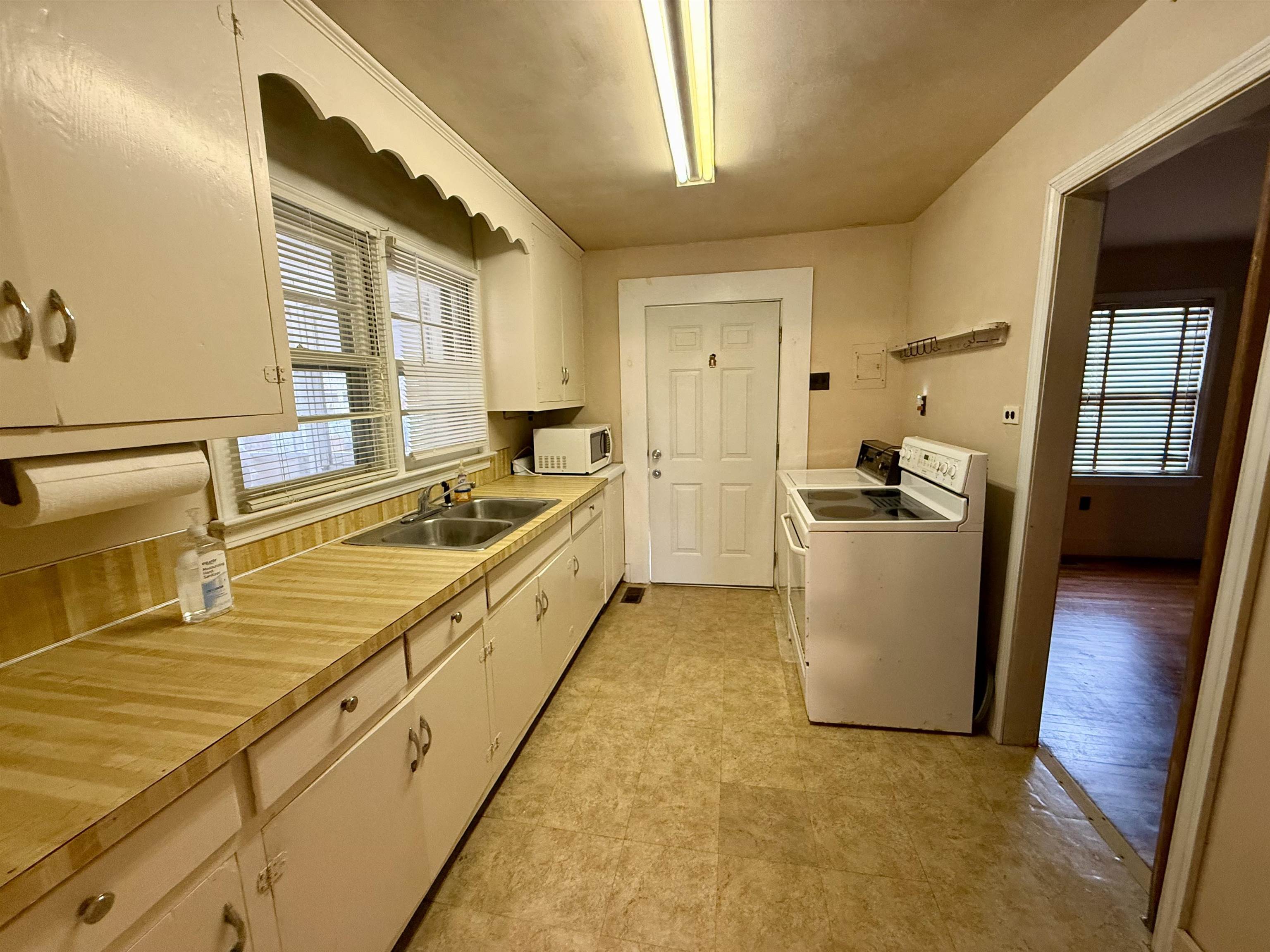 1738 Jasper Street Georgetown, SC 29440 - Photo 15 of 25