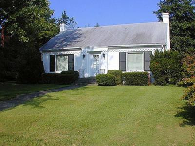 401 Chinoe Road Lexington, KY 40502 - Photo 1 of 9 Photo 1
