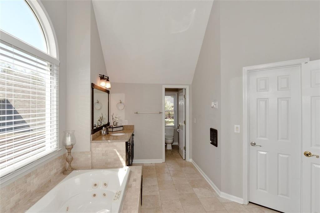 310 Windsor Gate Cove Northeast Atlanta, GA 30342 - Photo 43 of 58