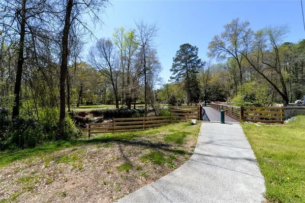 $5,800 | 310 Windsor Gate Cove Northeast, Atlanta, GA 30342